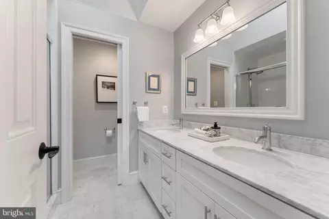 626 4th St NE, Washington, DC 20002 photo 26
