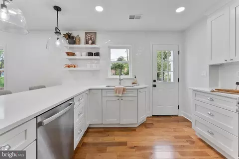 732 50th St NE, Washington, DC 20019 photo 11