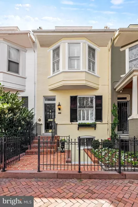 1425 33rd St NW, Washington, DC 20007