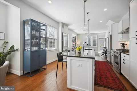 2800 Sherman Ave NW #A, Washington, DC 20001