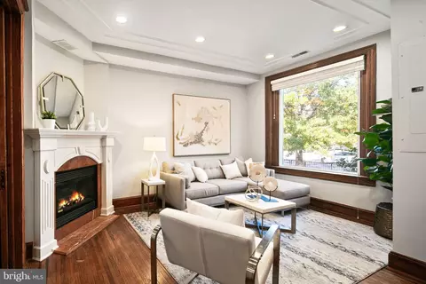 403 K St NE, Washington, DC 20002 photo 3