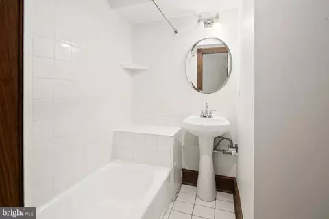 403 K St NE, Washington, DC 20002 photo 37