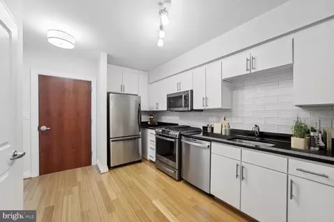915 E Street St NW #904, Washington, DC 20004 photo 8