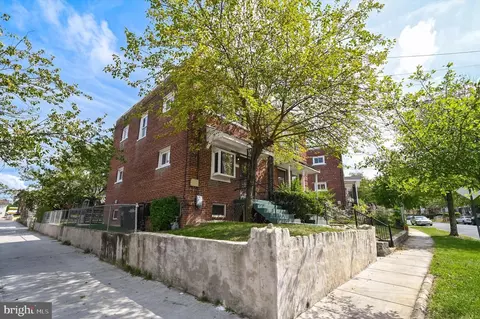 1110 46th Pl SE, Washington, DC 20019 photo 2