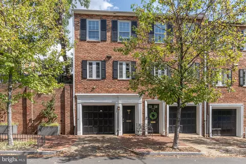 1321 28th St NW, Washington, DC 20007