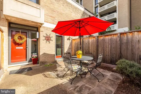 436 M St SW #10, Washington, DC 20024