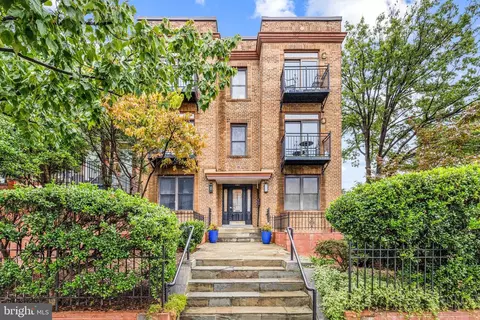 1101 Fairmont St NW #9, Washington, DC 20009