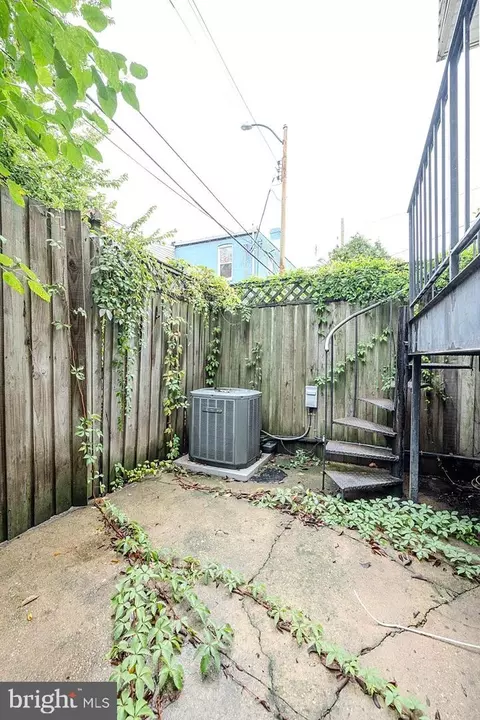 28 16th St SE, Washington, DC 20003 photo 40