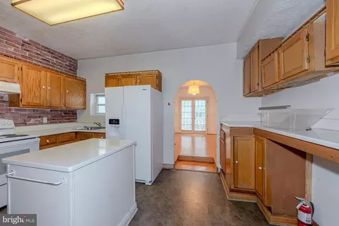 28 16th St SE, Washington, DC 20003 photo 11