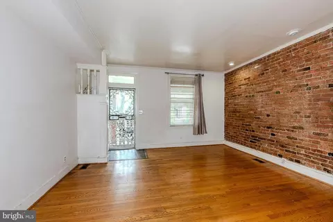 28 16th St SE, Washington, DC 20003 photo 8