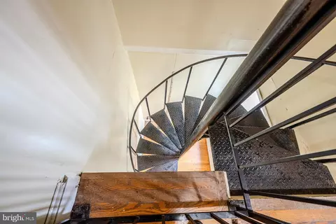 28 16th St SE, Washington, DC 20003 photo 23