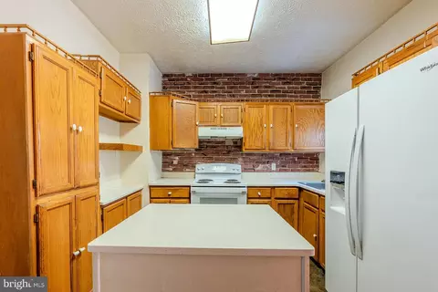28 16th St SE, Washington, DC 20003 photo 13