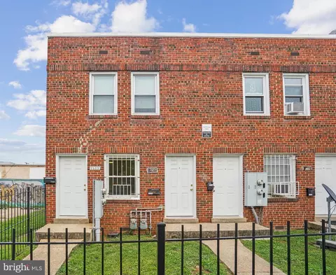 1222 Simms Pl NE #A, Washington, DC 20002 photo 1
