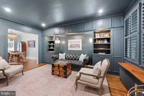 2217 39th St NW, Washington, DC 20007 photo 5