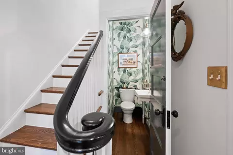2217 39th St NW, Washington, DC 20007 photo 12