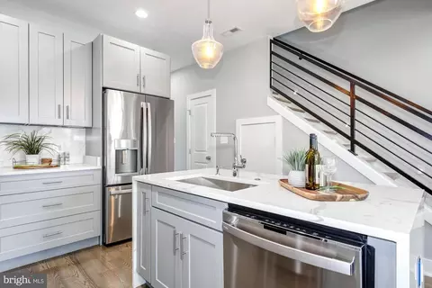 1253 Mount Olivet Rd NE #4, Washington, DC 20002 photo 11