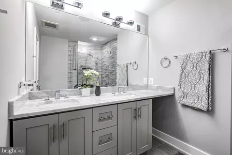 1253 Mount Olivet Rd NE #4, Washington, DC 20002 photo 23