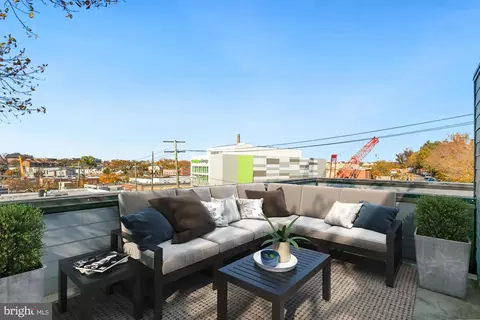1253 Mount Olivet Rd NE #4, Washington, DC 20002 photo 2