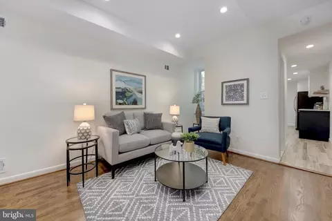 Living - 213 Warren St NE, Washington, DC 20002 photo 2 of 2