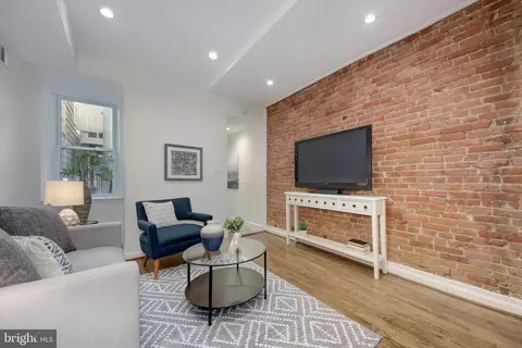Living - 213 Warren St NE, Washington, DC 20002 photo 1 of 2