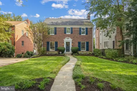 6377 31st Pl NW, Washington, DC 20015