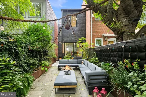 Exterior - 643 A St SE, Washington, DC 20003 photo 4 of 7