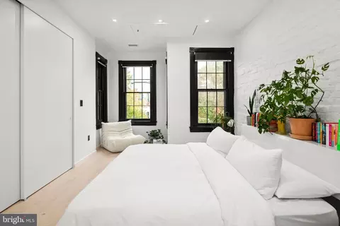 Bedroom - 643 A St SE, Washington, DC 20003 photo 3 of 8