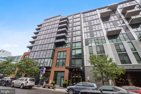 1300 4th St SE #609, Washington, DC 20003