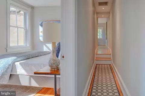 411 11th St SE, Washington, DC 20003 photo 39