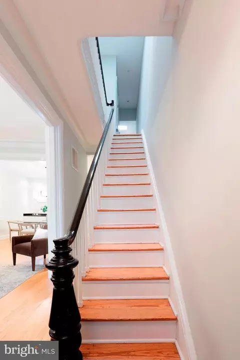 411 11th St SE, Washington, DC 20003 photo 26
