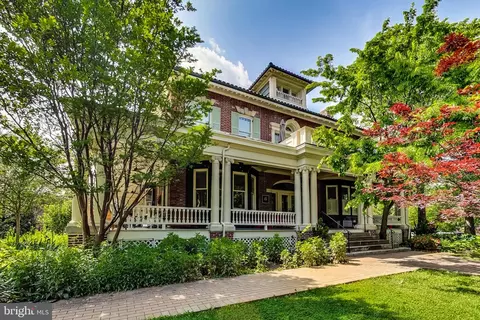 3324 18th St NW #1, Washington, DC 20010