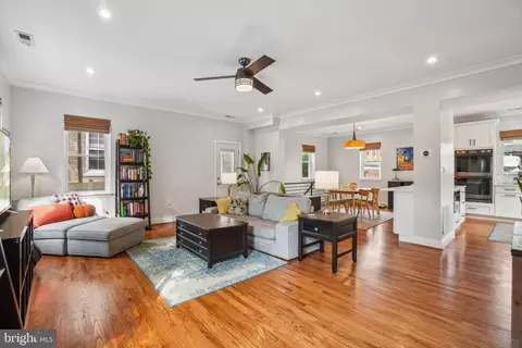 621 Tewkesbury Pl NW, Washington, DC 20012