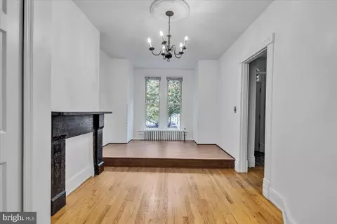 Living - 533 5th St NE, Washington, DC 20002 photo 1 of 2