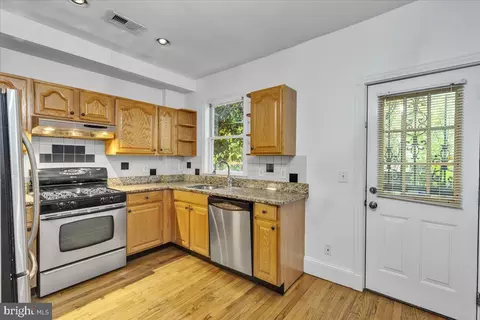 Kitchen - 533 5th St NE, Washington, DC 20002 photo 1 of 3