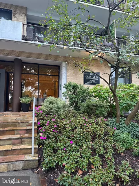 3601 Wisconsin Ave NW #302, Washington, DC 20016