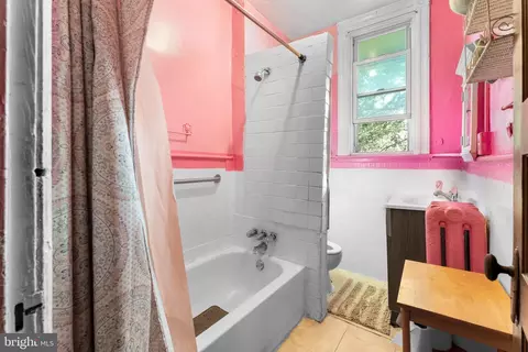 Bath - 307 15th St NE, Washington, DC 20002 photo 1 of 1