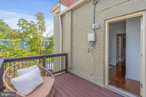 Exterior - 1024 G St NE, Washington, DC 20002 photo 2 of 17