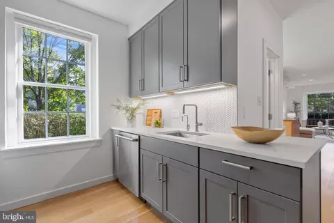 Kitchen - 1024 G St NE, Washington, DC 20002 photo 1 of 3