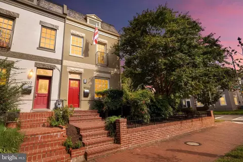 Exterior - 1024 G St NE, Washington, DC 20002 photo 14 of 17