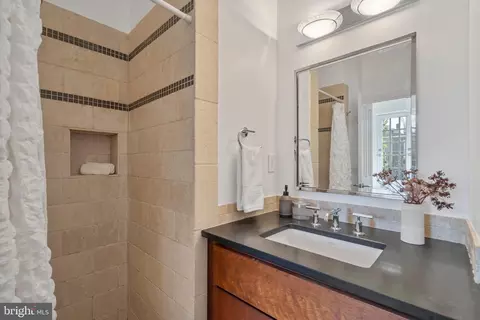 Bath - 1024 G St NE, Washington, DC 20002 photo 2 of 4