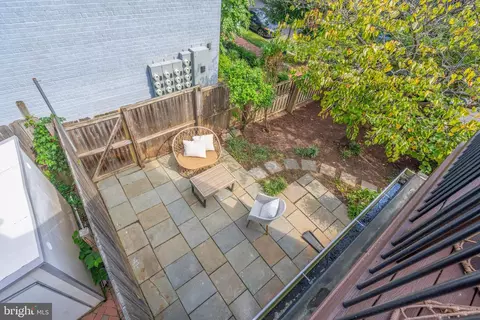 Exterior - 1024 G St NE, Washington, DC 20002 photo 4 of 17