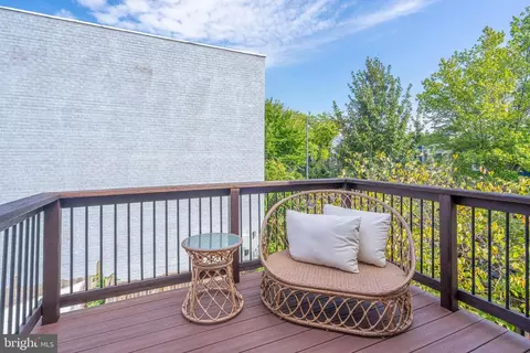 Exterior - 1024 G St NE, Washington, DC 20002 photo 3 of 17