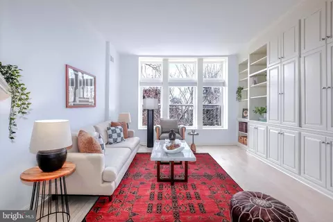 Living - 307 11th St NE, Washington, DC 20002 photo 3 of 4