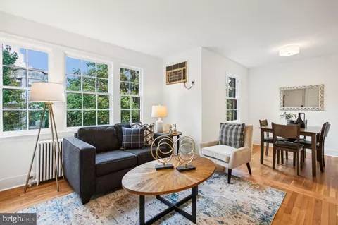 Living - 401 A St NE #3, Washington, DC 20002 photo 1 of 4