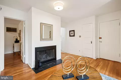 Living - 401 A St NE #3, Washington, DC 20002 photo 4 of 4
