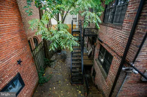 Exterior - 401 A St NE #3, Washington, DC 20002 photo 4 of 5