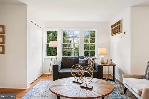 Living - 401 A St NE #3, Washington, DC 20002 photo 2 of 4