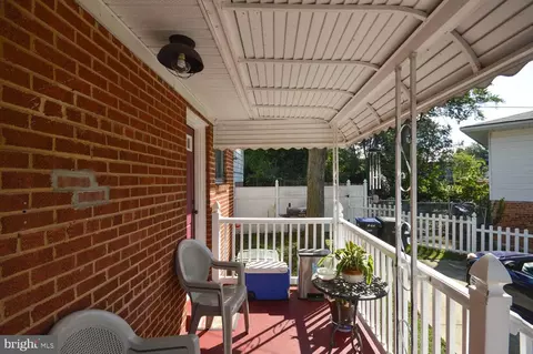 809 55th St NE, Washington, DC 20019 photo 4