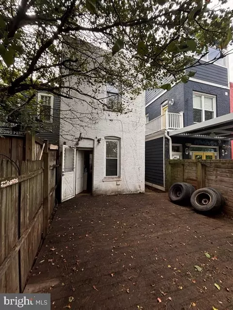 1528 E St SE, Washington, DC 20003 photo 21