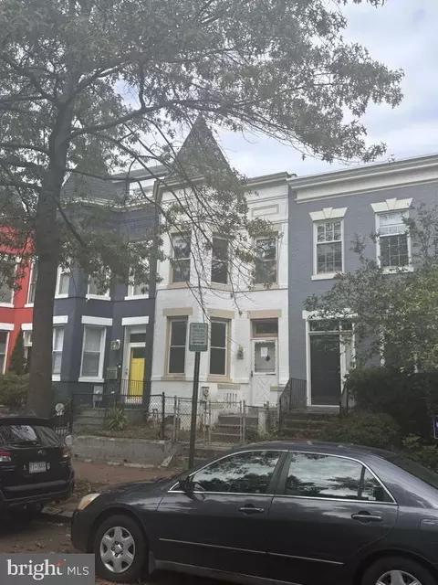 1528 E St SE, Washington, DC 20003